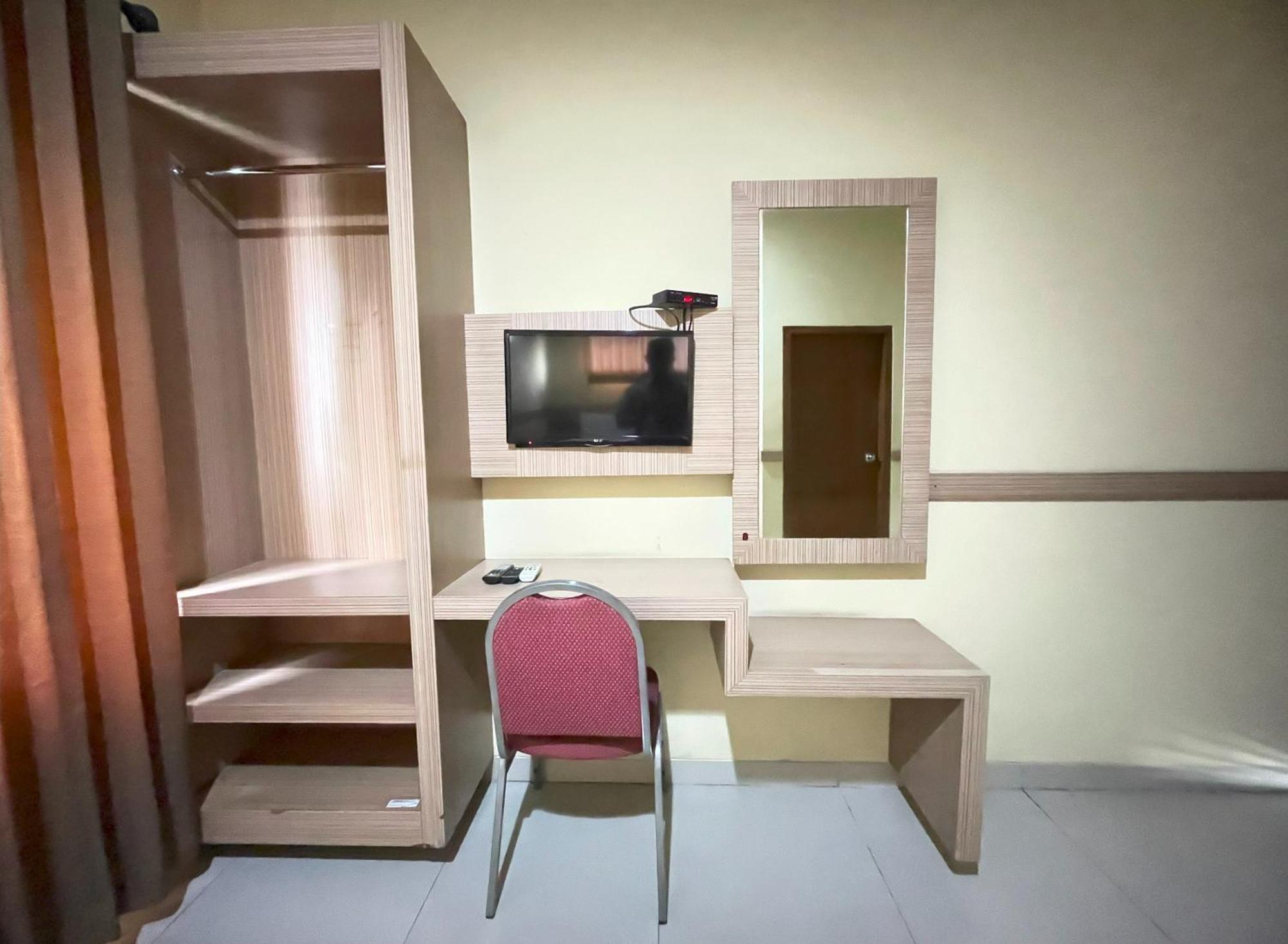 Hotel Cemara Hijau Bandung Bagian luar foto